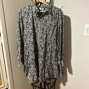 Tuckernuck Floral Callahan Dress rare find XXL. Worn twice.